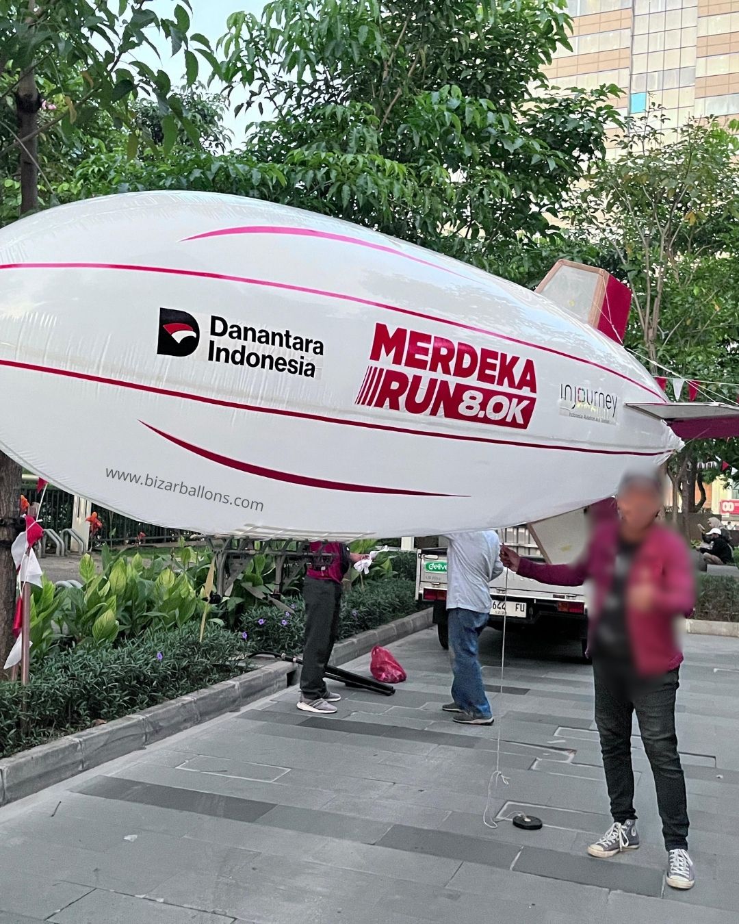 Dekorasi Bizar Ballons (3)